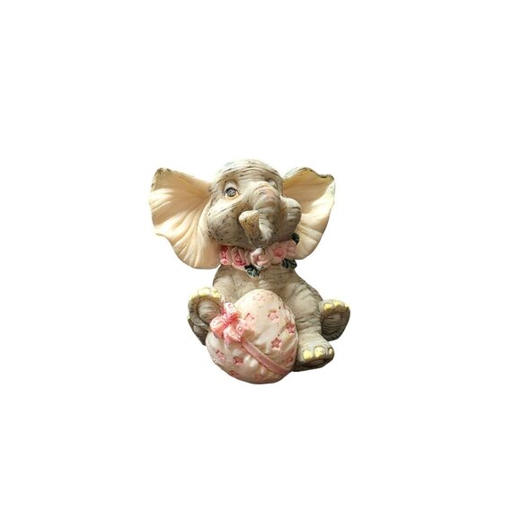 Vintage cute small Elephant With Pink Heart Figurine - Picture 2 of 10